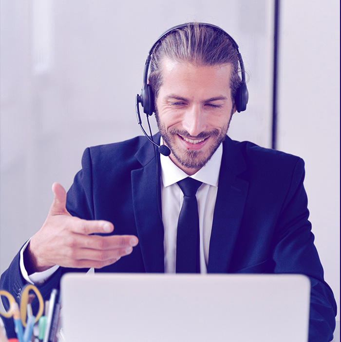 Técnico da Digital Pay em atendimento de suporte.